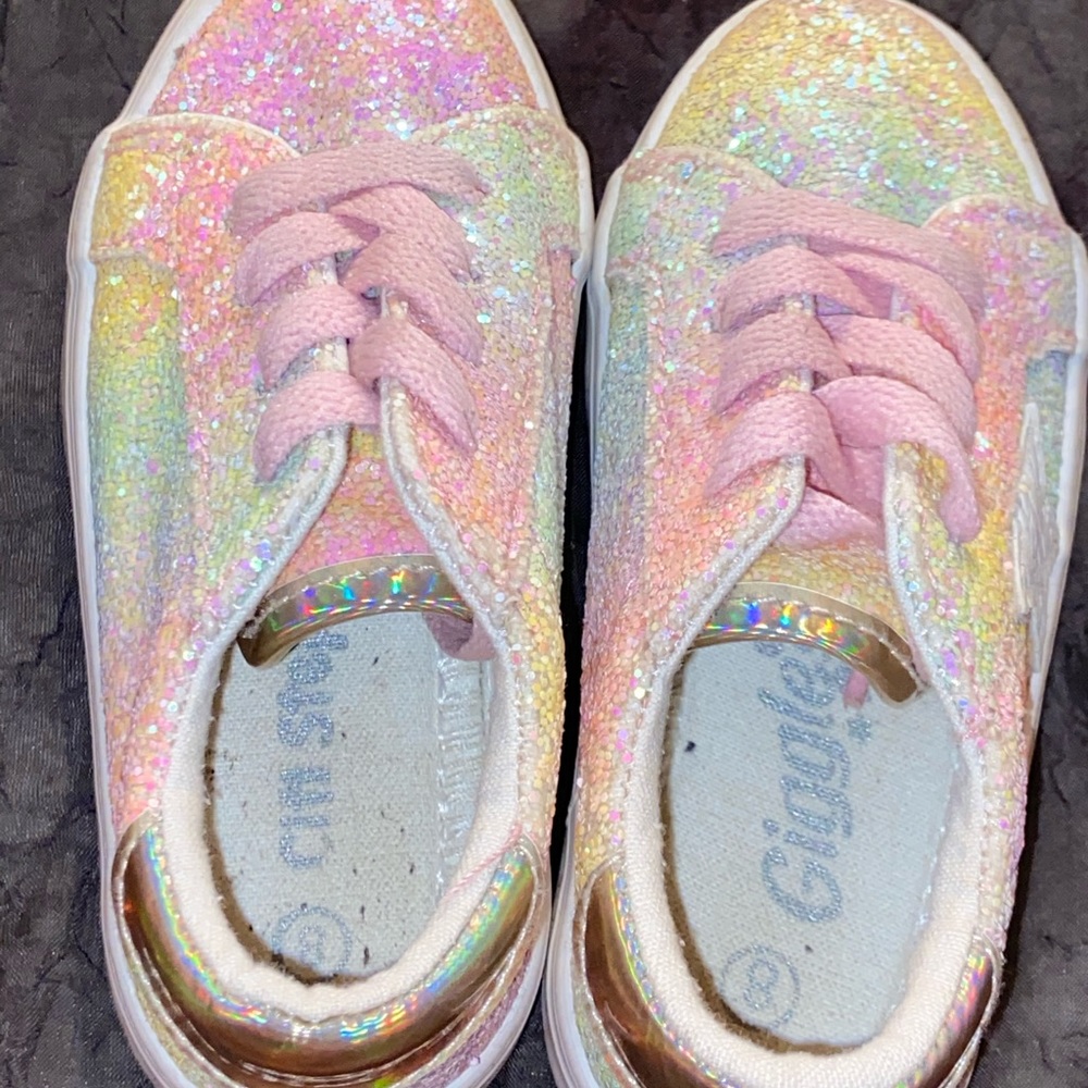 Cute size 8, toddler girl sparkle tennis shoes.